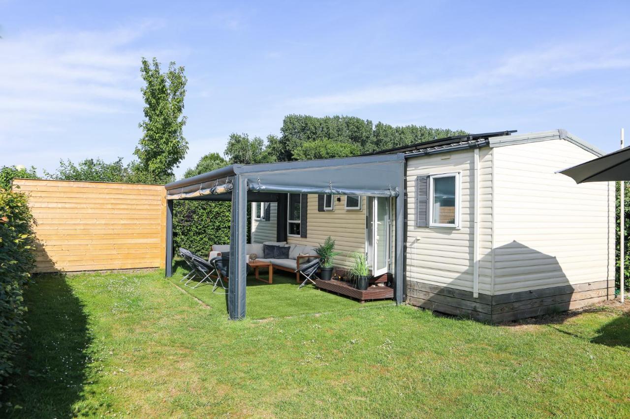 Chalet Op 5* Camping De Paardekreek Kortgene Exterior photo