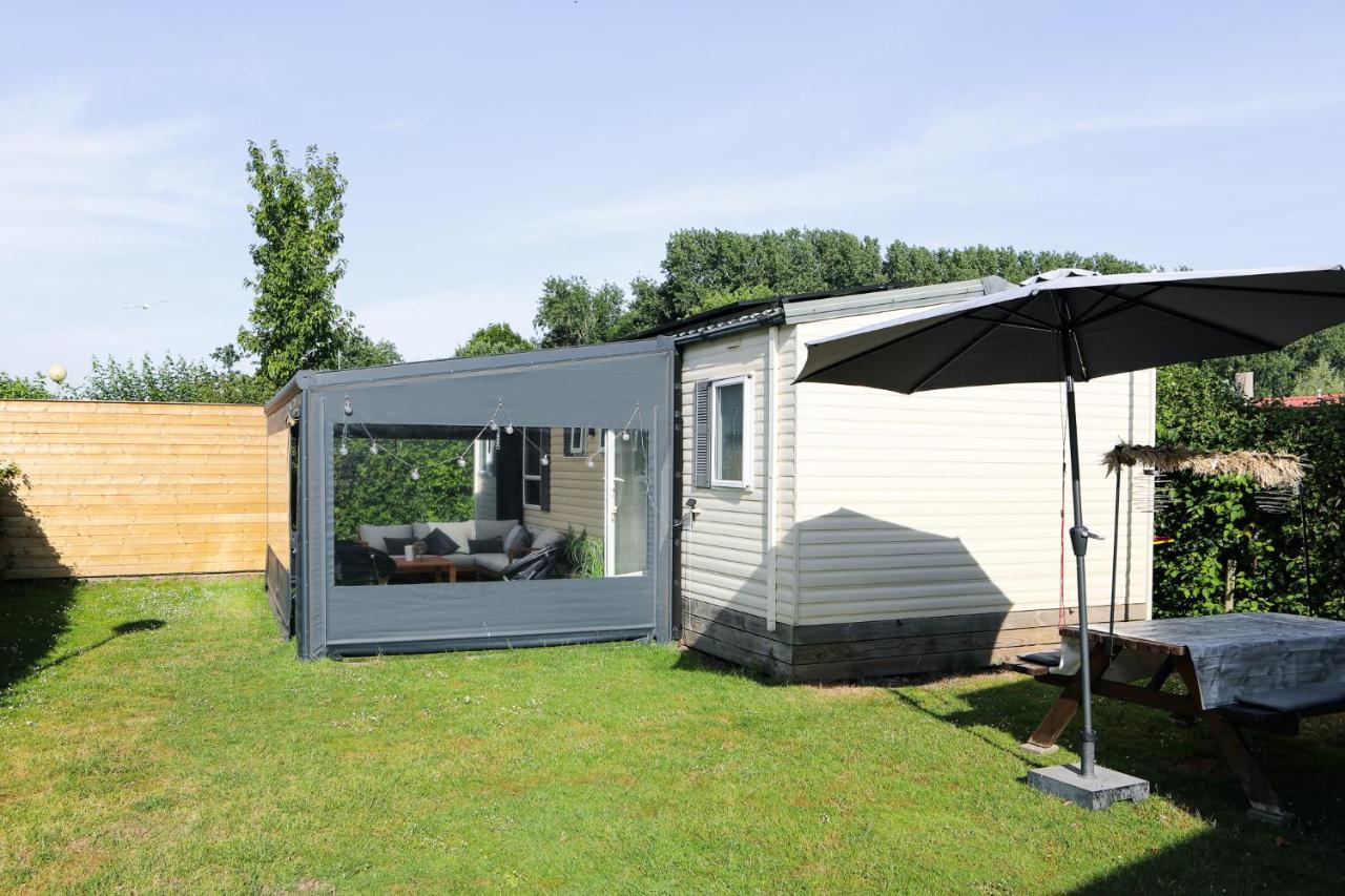 Chalet Op 5* Camping De Paardekreek Kortgene Exterior photo